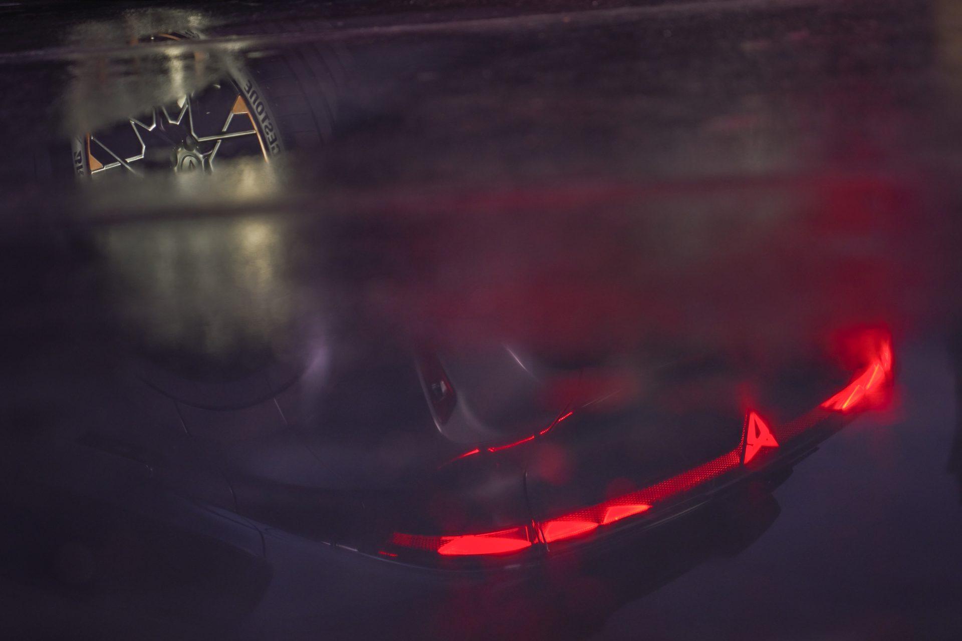 Η Κίνα αναδεικνύεται στην αυτοκινητοβιομηχανία, η Ευρώπη αναζητά λύσεις