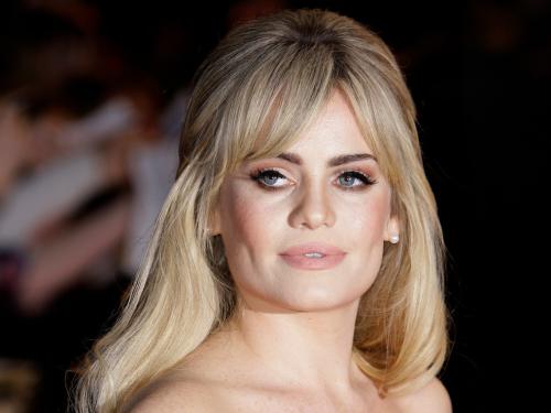 Σημαντικές Πολιτικές Εξελίξεις και Πολιτιστικά Γεγονότα στην Ελλάδα