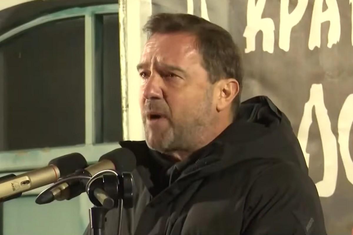 Σημαντικές Πολιτικές Εξελίξεις: Από τις Διακοπές του Πάσχα έως το Αντιπολεμικό Συλλαλητήριο