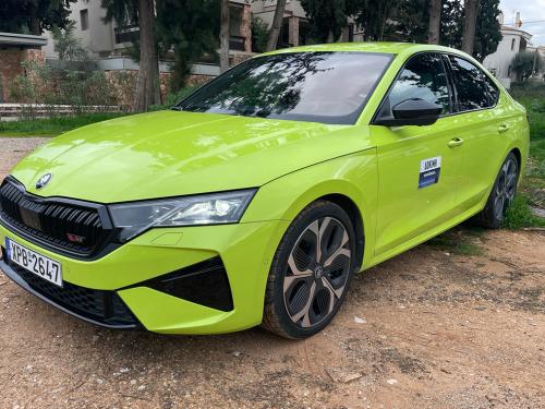 Μειωμένες πωλήσεις αυτοκινήτων στην ΕΕ: Η αναδυόμενη τάση των ηλεκτρικών οχημάτων