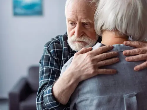 Σημαντικές Πολιτικές Εξελίξεις και Υγειονομικά Θέματα στην Ελλάδα