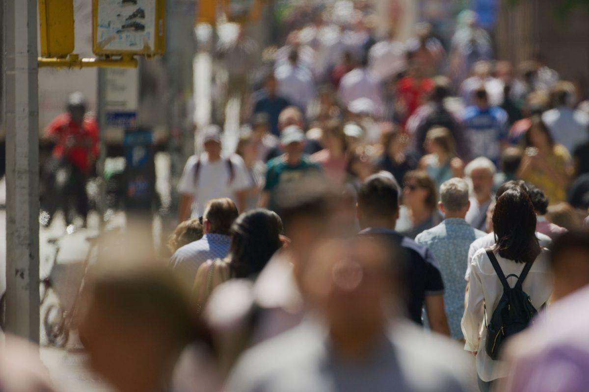 Πολιτικές Εξελίξεις: Φορολογικές Δηλώσεις, Στασιμοπληθωρισμός και Τουρισμός