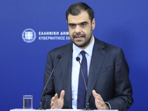 Κρίσιμες Πολιτικές Εξελίξεις: Συνέδρια, Μεταναστευτικό και Ένοπλες Δυνάμεις