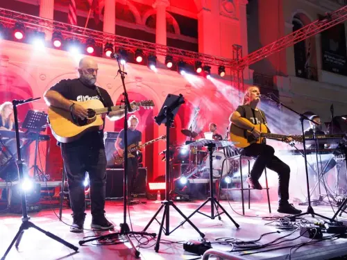 Πολιτική και Πολιτισμός: Η Πάτρα σε Ρόλο Πρωταγωνιστή