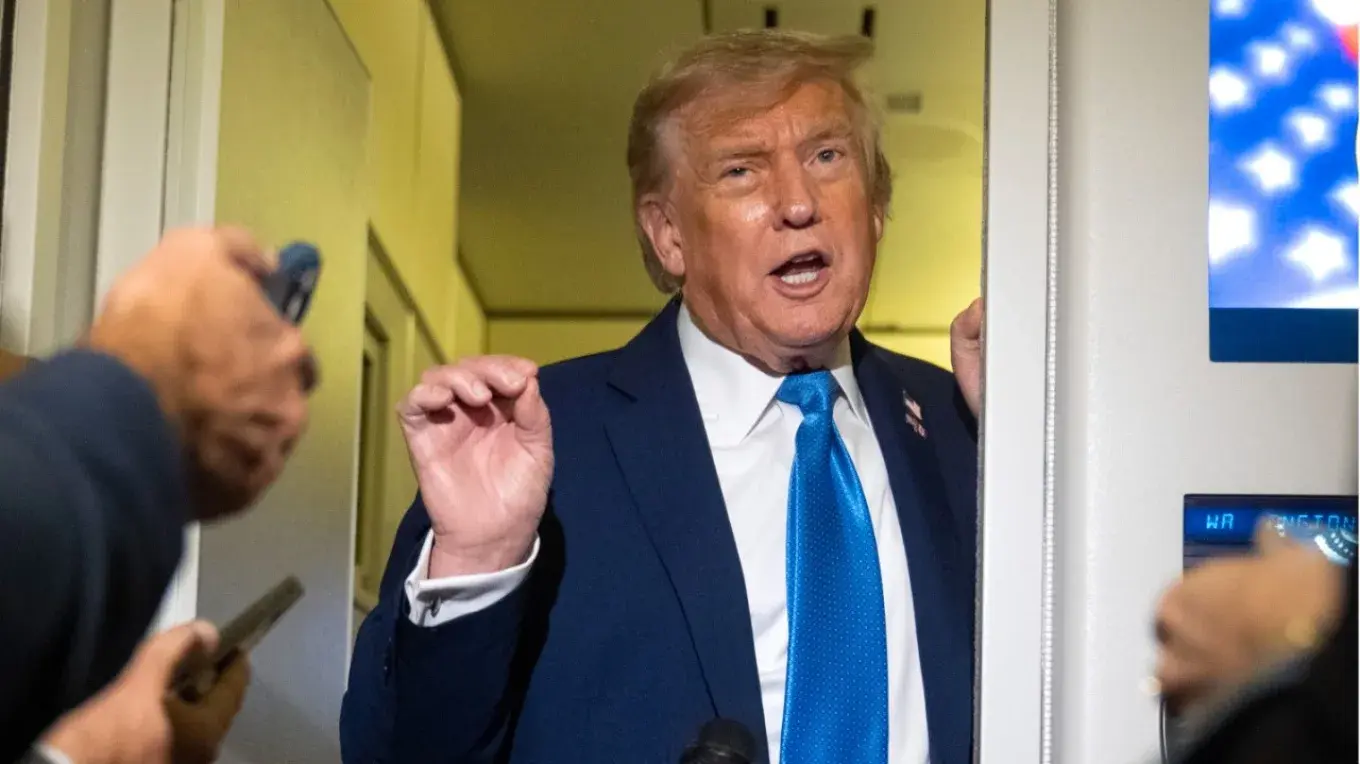 Ο Τραμπ απειλεί με στρατιωτική δράση κατά του Ιράν