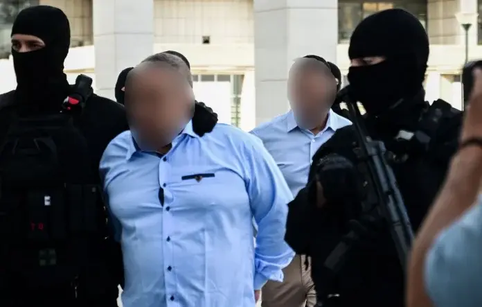 Αθώα λόγω αμφιβολιών τα δυο αδέρφια για τη δολοφονία Καραϊβαζ