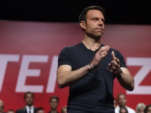 Κασσελάκης προβλέπει το τέλος της αποσταθεροποίησης και την έναρξη της μεγάλης Ανατροπής στις ευρωεκλογές