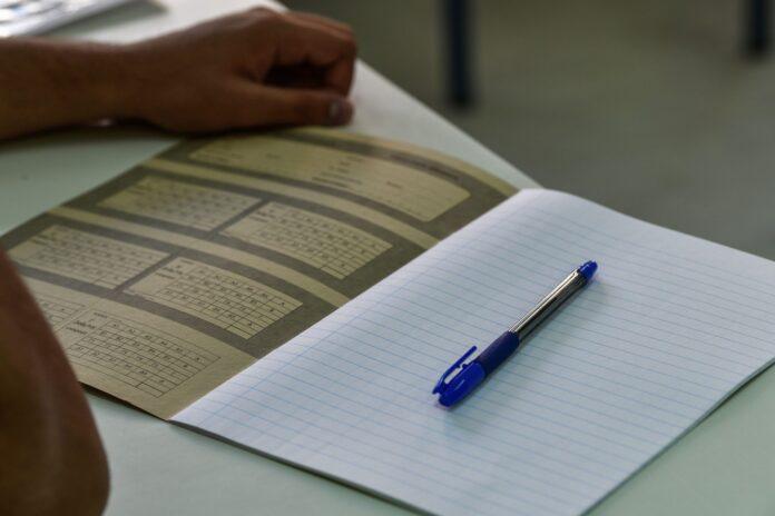 Πανελλήνιες 2024: Ολοκληρώνονται οι εξετάσεις προσανατολισμού στα ΓΕΛ