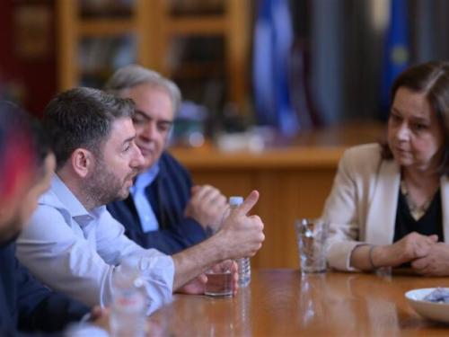 Νίκος Ανδρουλάκης: «Πρέπει να σταματήσει ο κ. Μητσοτάκης να παίρνει αποφάσεις πίσω από κλειστές πόρτες αποκλειστικά με προτεραιότητα το χάιδεμα ισχυρών οικονομικών συμφερόντων»