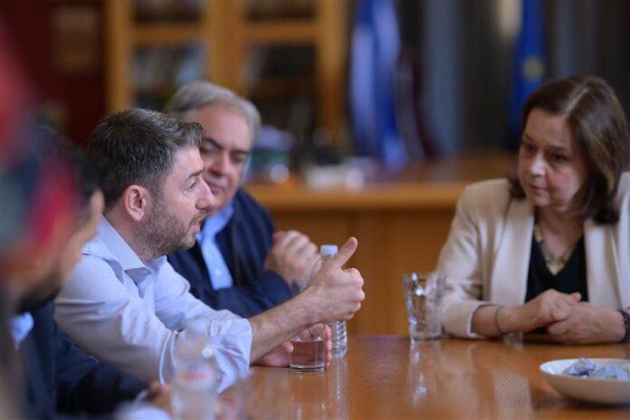 Νίκος Ανδρουλάκης: «Πρέπει να σταματήσει ο κ. Μητσοτάκης να παίρνει αποφάσεις πίσω από κλειστές πόρτες αποκλειστικά με προτεραιότητα το χάιδεμα ισχυρών οικονομικών συμφερόντων»